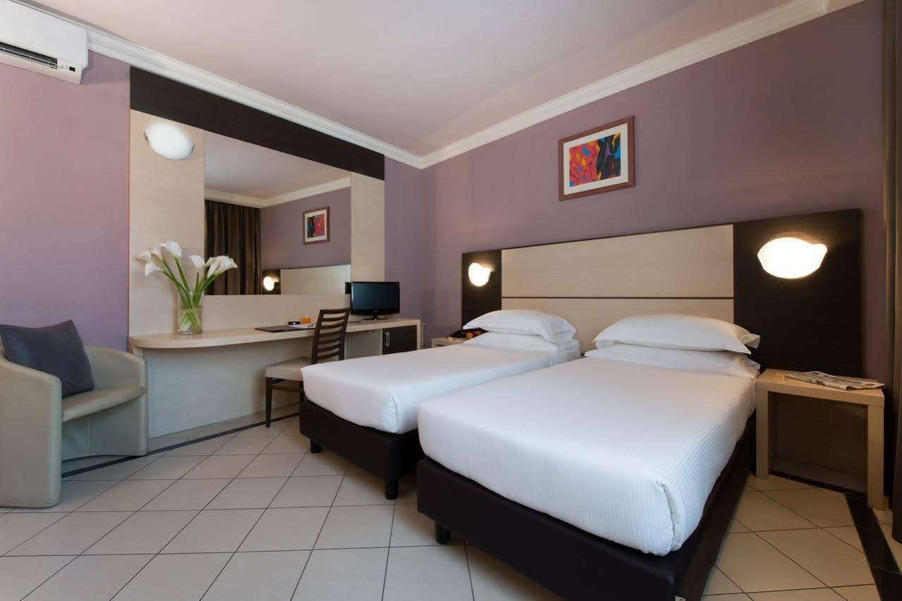 Cdh Hotel La Spezia Luaran gambar